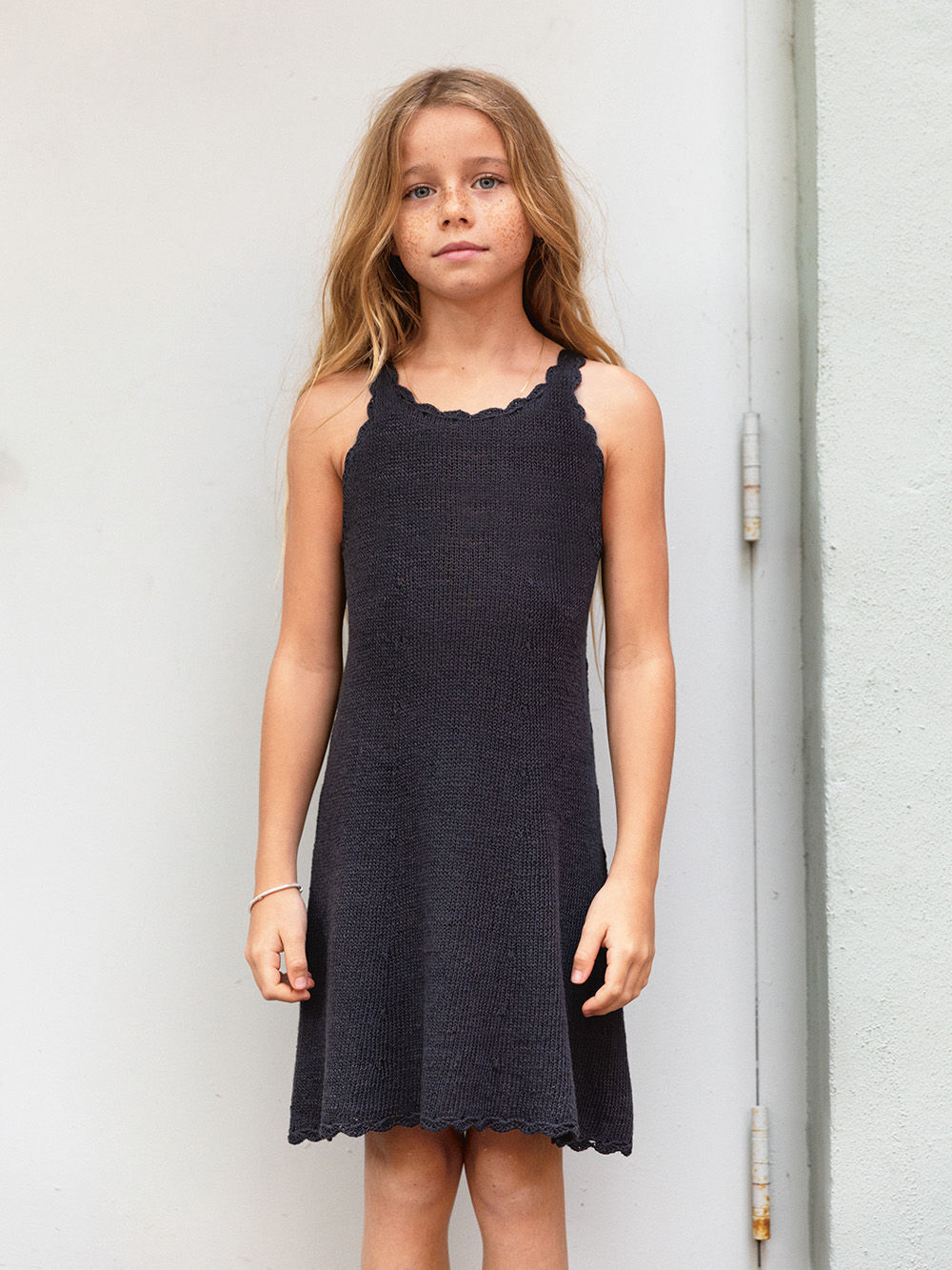 Hefte 2405 Sommerbarn 2405-01 Linnea Dress