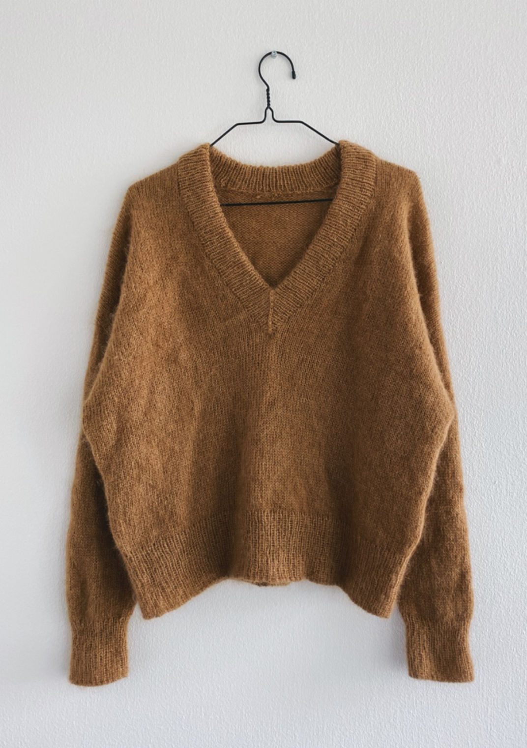 PetiteKnit Stockholm Sweater V-neck