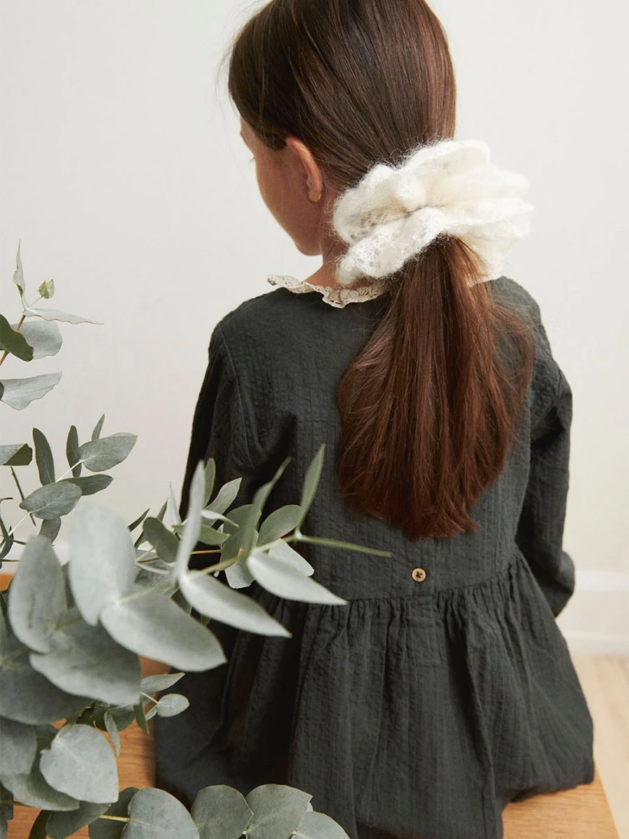 Fleur scrunchie